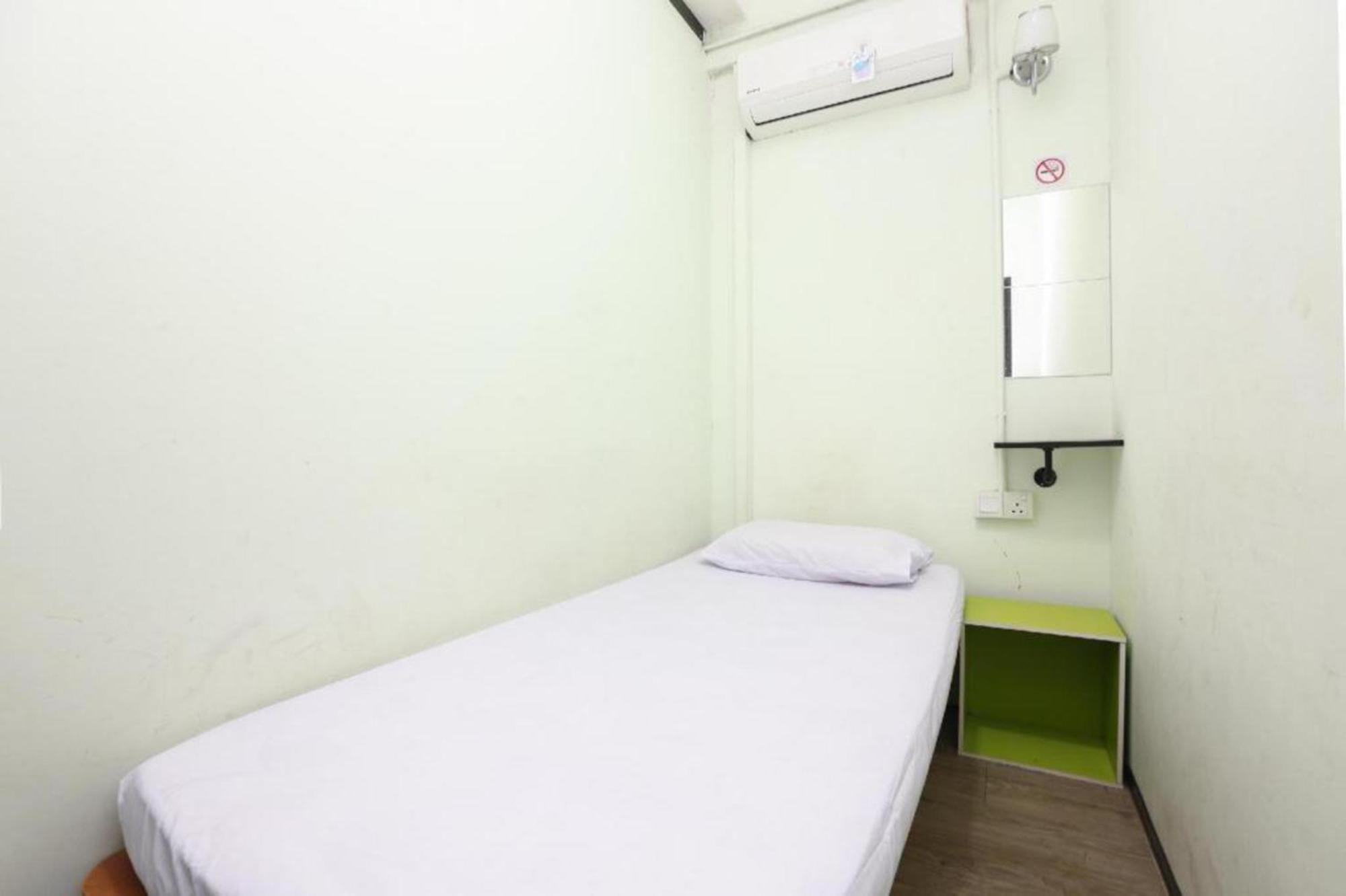 Spot On 90587 The Space Inn Kuala Terengganu Exterior foto
